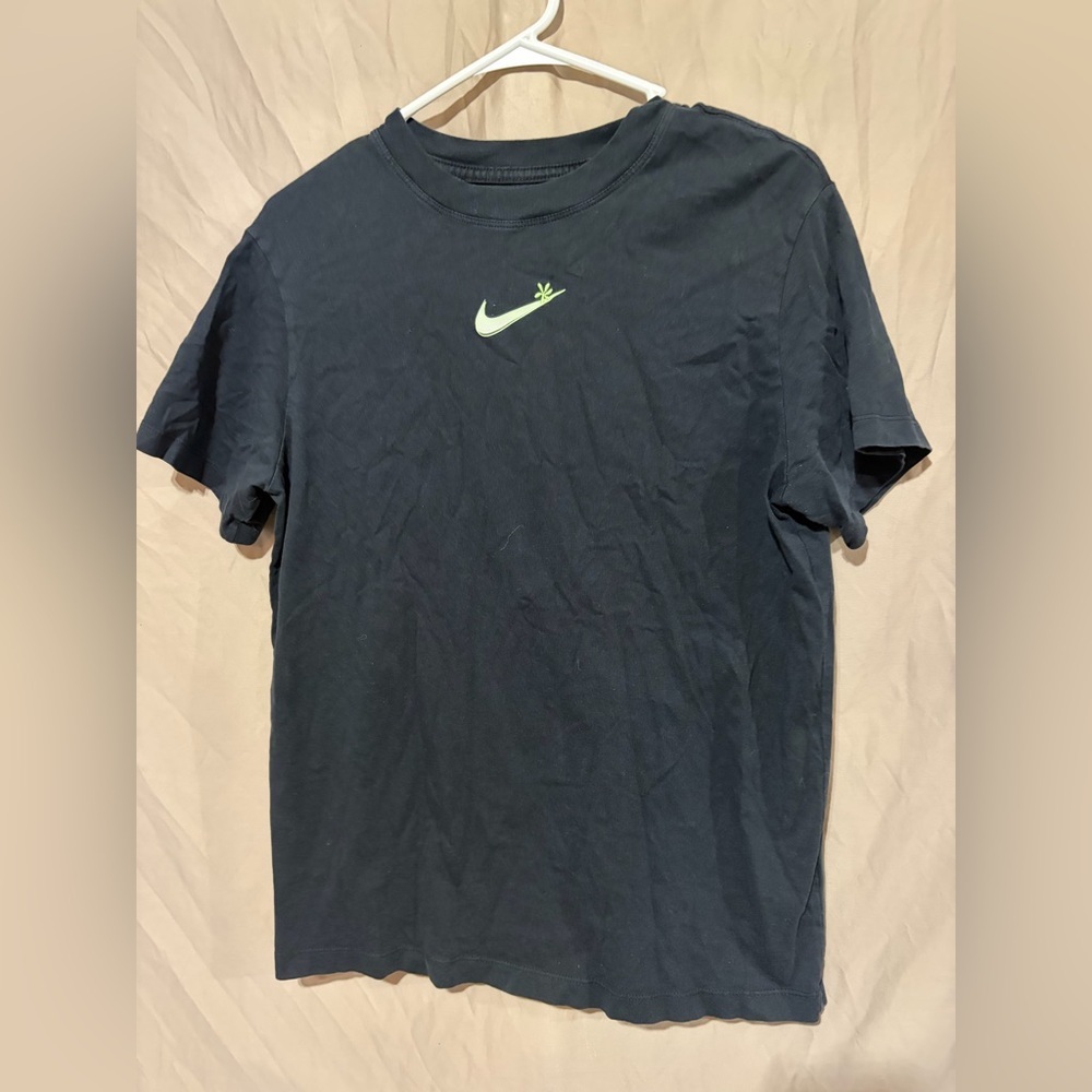 Nike T-shirt